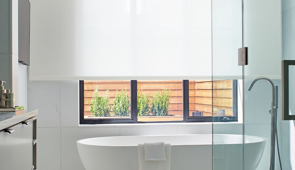 Best Bathroom Window Shades: Privacy, Humidity & Mold-Resistant Options