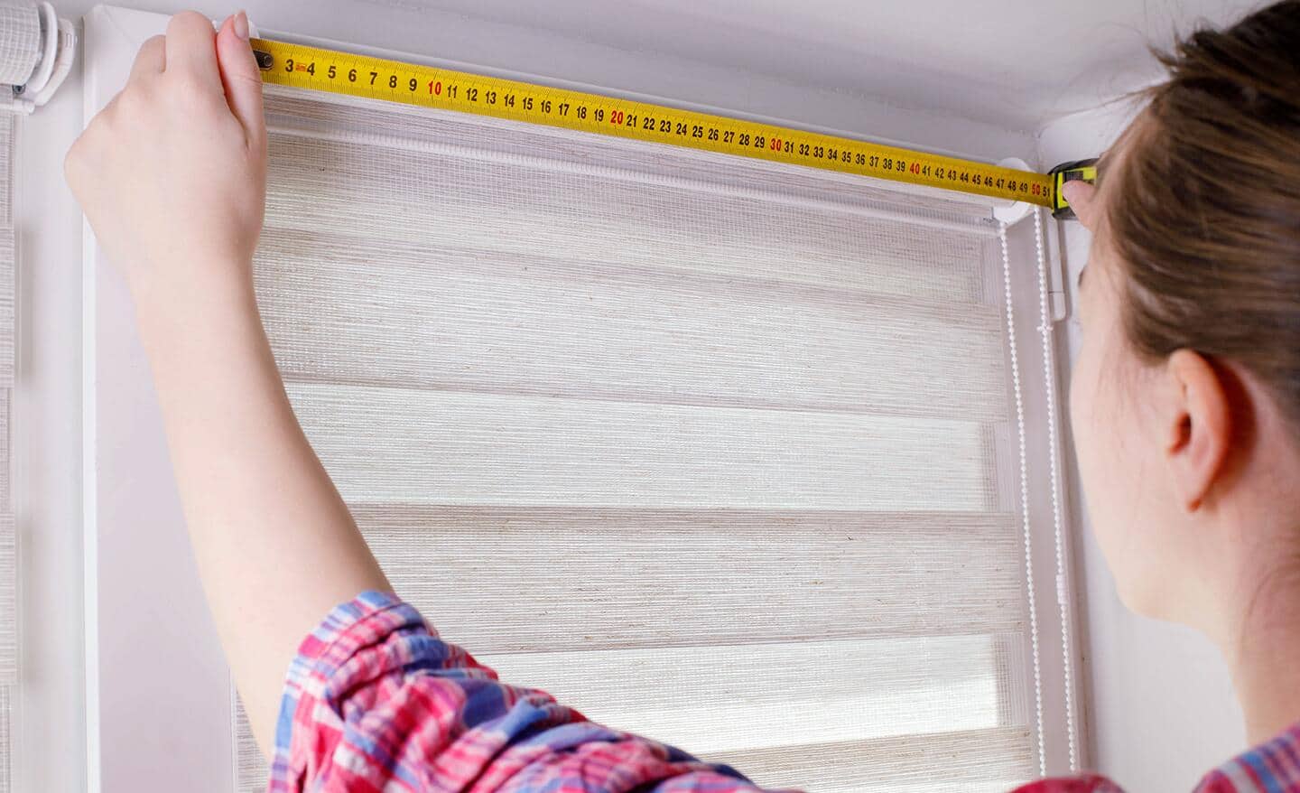 How Much Do Custom Roller Shades Cost in 2026? (Real Pricing Guide)