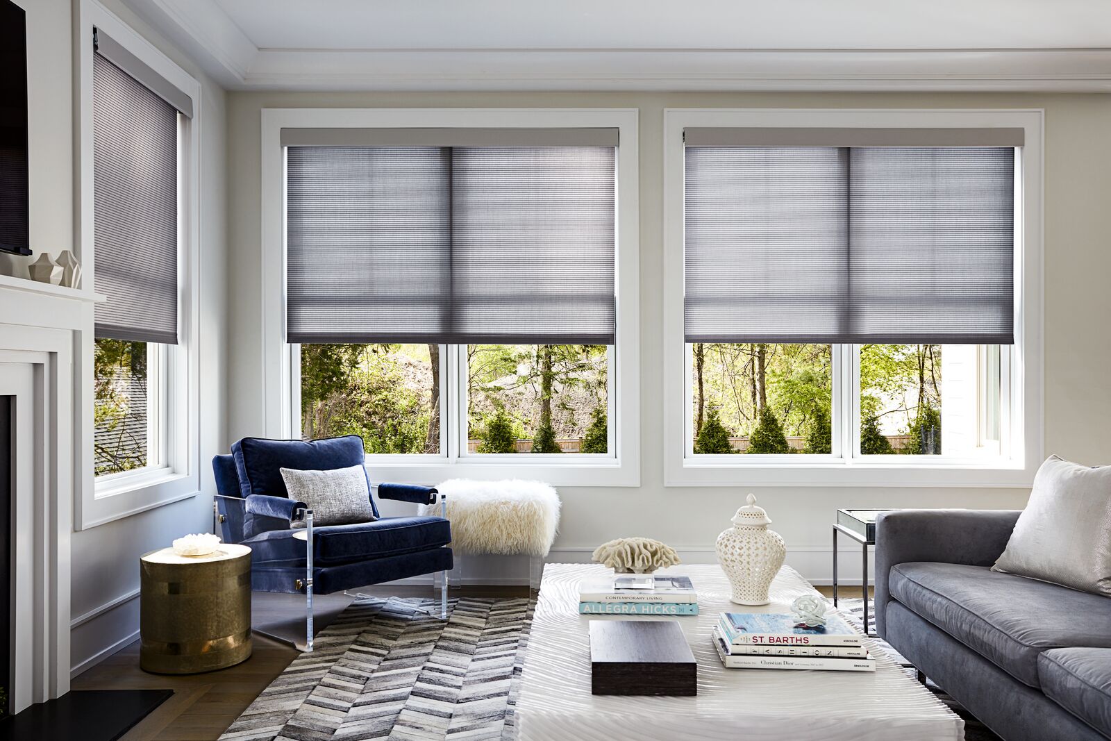 Window Shades for Transitional Style Homes: Bridging Classic and Modern
